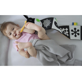 Mom's Care Króweczka książeczka sensoryczna osłona łóżeczka