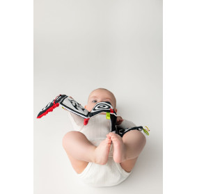 Mom's care Różowa książeczka sensoryczna