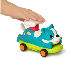 PIESEK Z KOSTKĄ AUTKO-ZWIERZAK Z NAPĘDEM push&go PawMobiles B.TOYS
