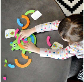 Łamigłówka Żuczek Bugzzle FA209-1 Fat Brain Toys