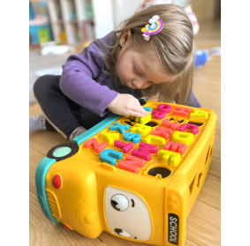 AUTOBUS z ALFABETEM magnetycznym AlphaBus – B.TOYS