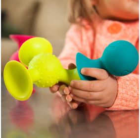 Bobo Przyssawki 3 Grzechotki PipSquigz Fat Brain Toys FA089-1